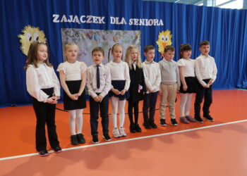 ZAJĄCZEK  DLA  SENIORA