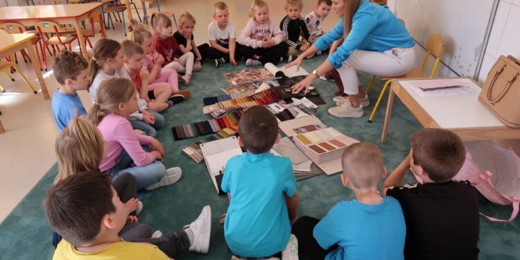 SÓWKI POZNAJĄ ZAWÓD PROJEKTANTA I DEKORATORA WNĘTRZ
